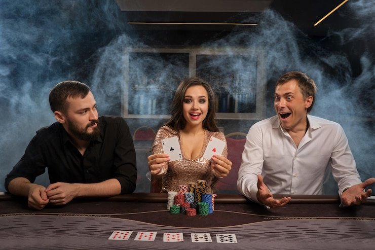 strippoker Paytable mudah dibuka