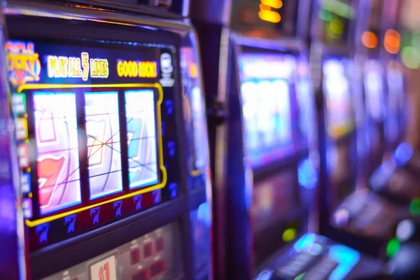strippoker Slot Terbaru